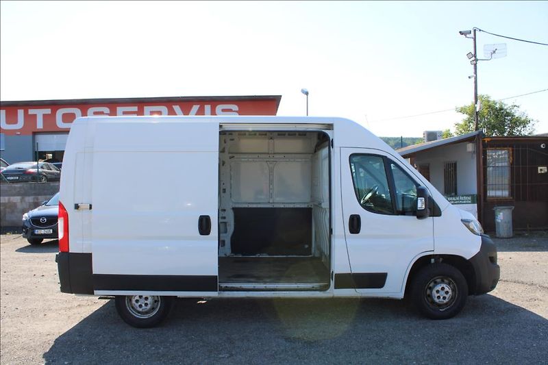 Peugeot Boxer 2,2 HDi  L2/H2, SERVISKA, DPH - fotka 14 z 25