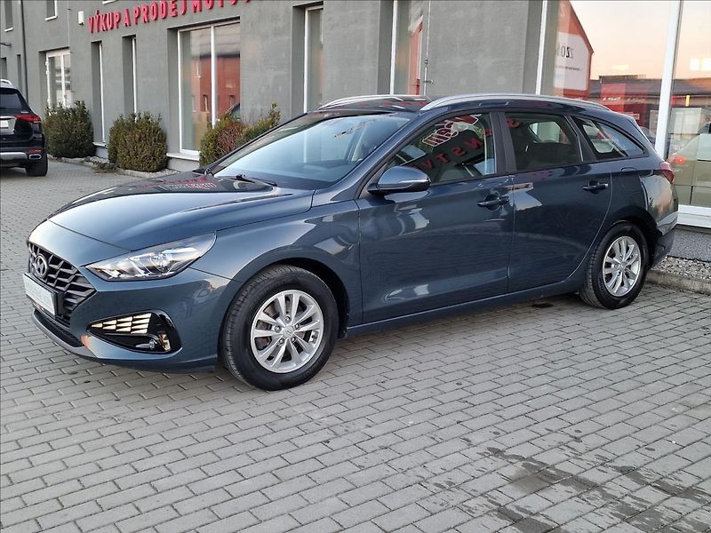 Hyundai i30 1.6CRDi Comfort,ČR,1.Majitel - fotka 6 z 50