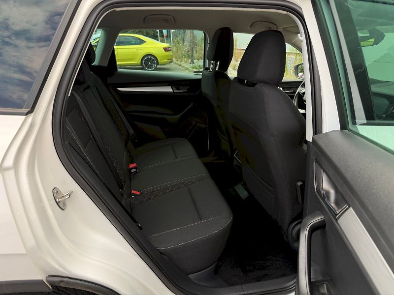 Škoda Karoq (2021) 1.5 TSI 110 kW DSG - fotka 23 z 24