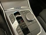 BMW Řada 3 330i xDrive Touring - náhled 14