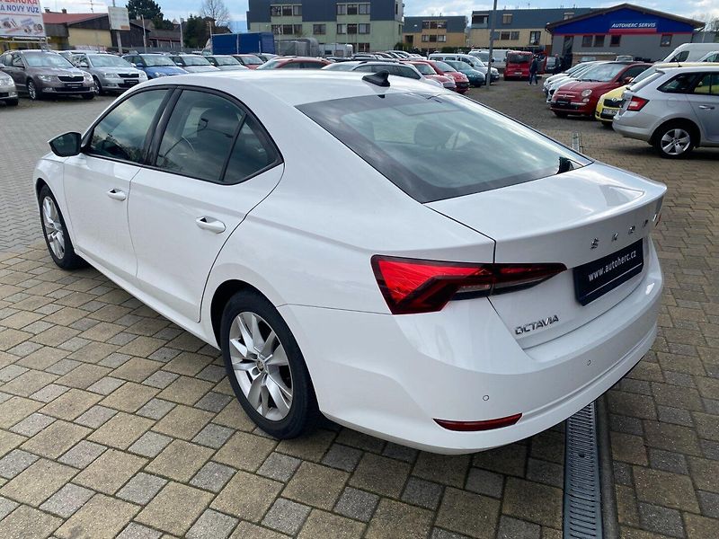 Škoda Octavia (2020) IV 1.5 TSi 110kW Ambiente - fotka 5 z 29