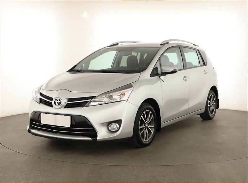 Toyota Verso (2014) 1.6 D-4D, Tempomat - fotka 2 z 14