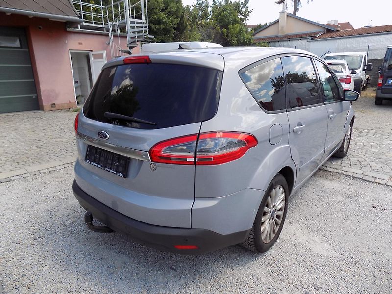 Ford S-MAX 2,0 TDCI 103 KW VÝHŘEV, TAŽNÉ - fotka 9 z 41