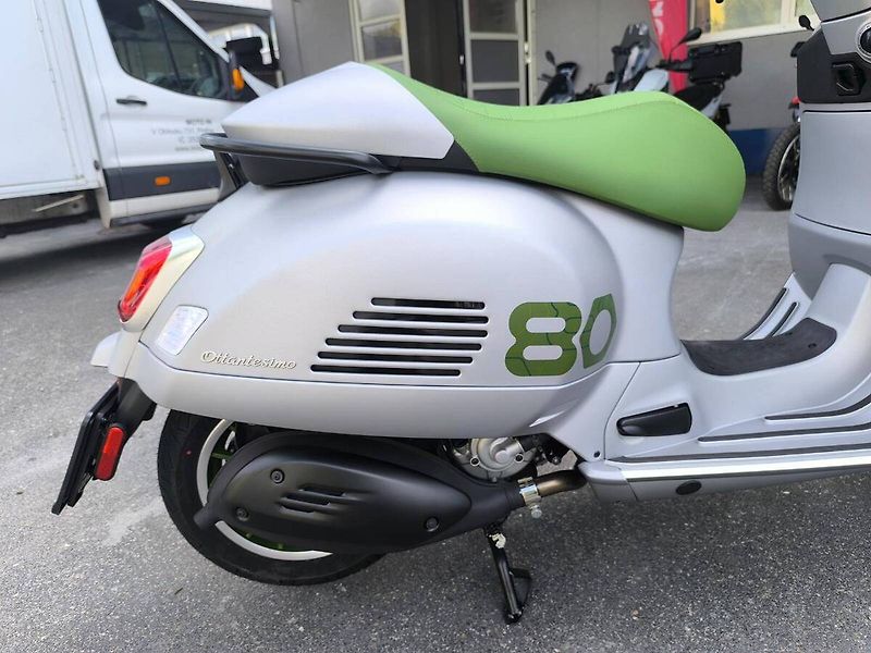 Vespa (2026) GTS 310 Ottantesimo - fotka 9 z 13