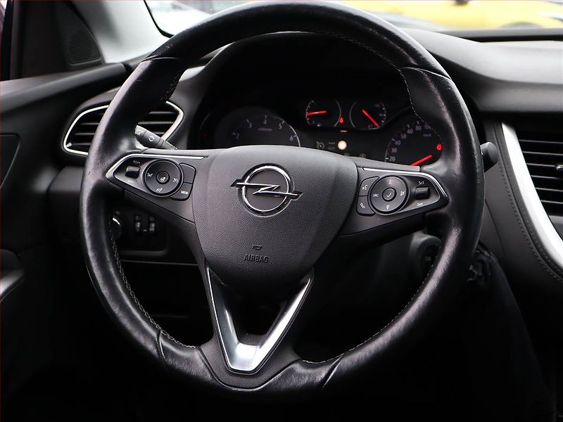 Opel Grandland X (2018) 1.2 Turbo, ČR,1.maj - fotka 13 z 19