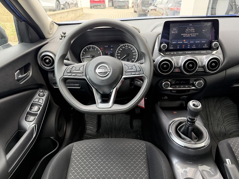 Nissan Juke 1.0 DIG-T 114 HP Acenta Trumf - fotka 10 z 25