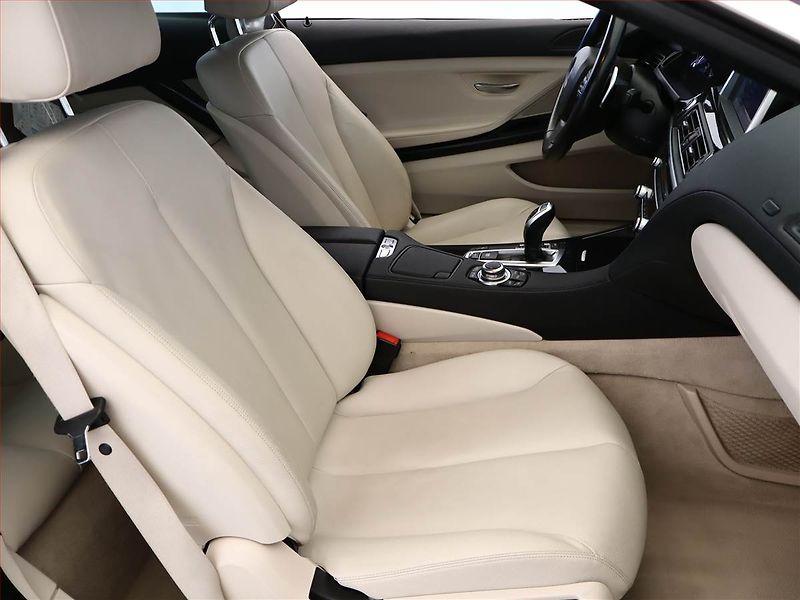 BMW Řada 6 (2013) 640d - fotka 7 z 17