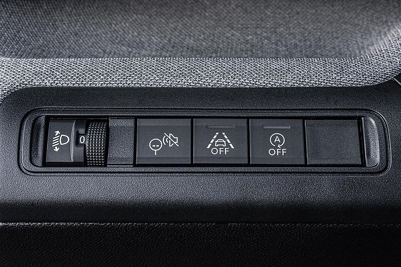 Citroën C3 Aircross (2026) 1,2 PLUS Turbo 100k Manual - fotka 11 z 21