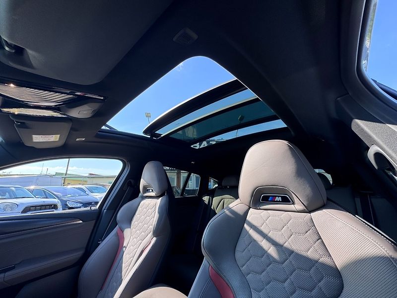 BMW X4 (2023) COMPET. 3,0i 375 KW 2. MAJ PPF - fotka 34 z 50