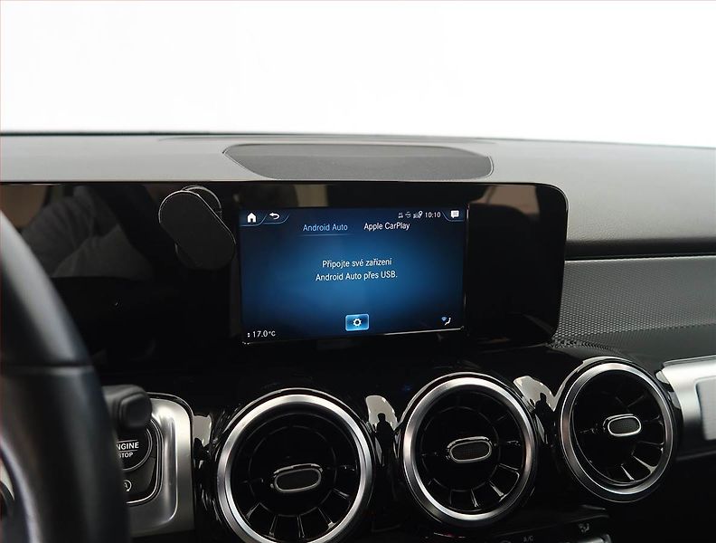 Mercedes-Benz GLB (2022) Progressive 200, digi klima - fotka 19 z 22