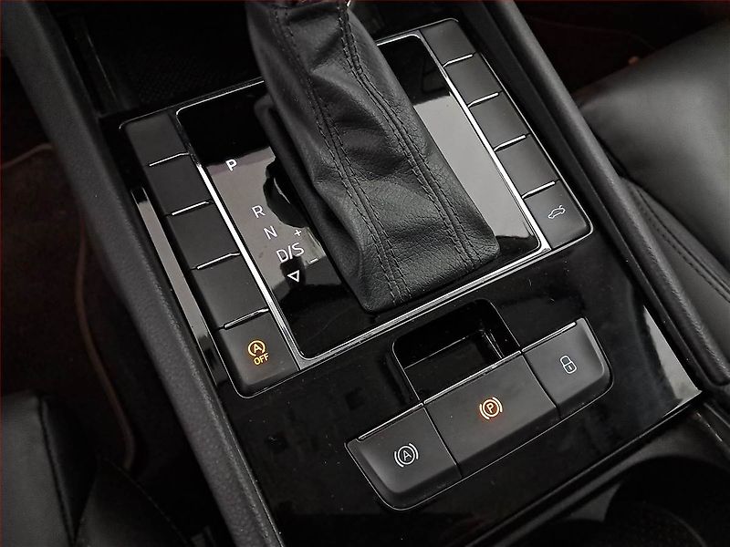 Škoda Superb (2019) Style 2.0 TDI, Automat, Kůže - fotka 21 z 22