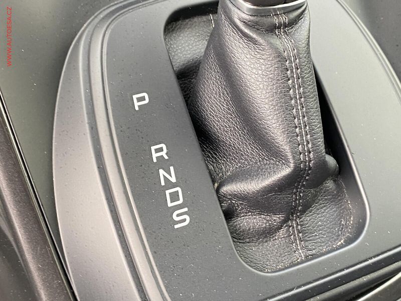 Ford C-MAX (2019) 1.5 EB, Sport, AT, bixen, TZ - fotka 14 z 17