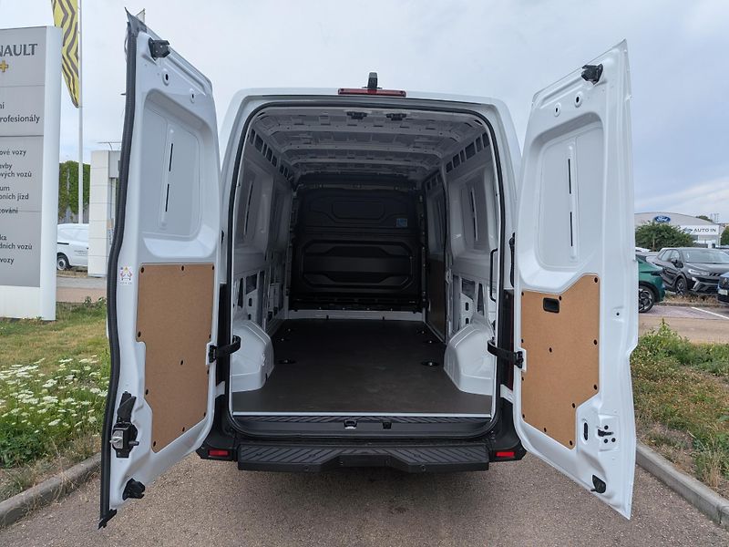 Renault Master (2026) MASTER VAN E-TECH - fotka 7 z 21