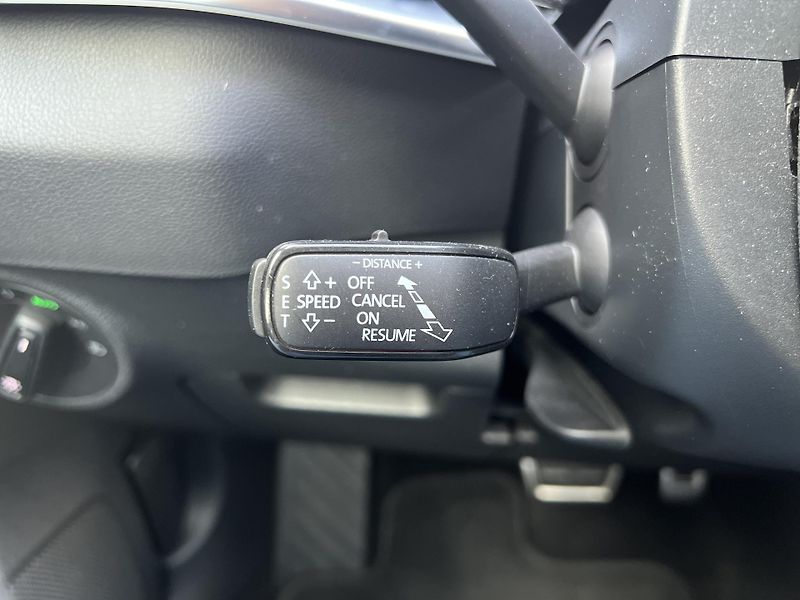 Škoda Karoq Style 1.5TSi DSG KAMERA NAVI - fotka 14 z 50
