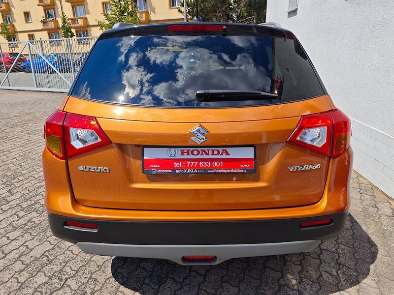 Suzuki Vitara (2016) 1.6 VVT Digiklima Kamera - fotka 37 z 40