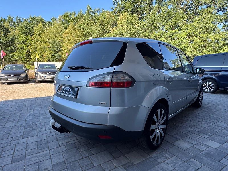 Ford S-MAX (2008) 2.0 TDCi Titanium - fotka 5 z 29
