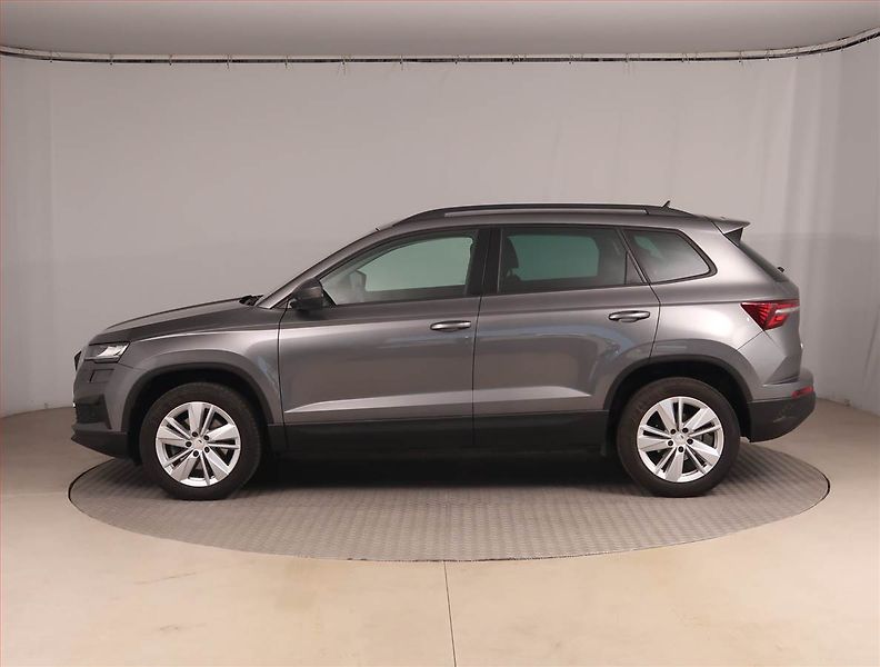 Škoda Karoq (2022) Style Plus 1.5 TSI - fotka 3 z 20