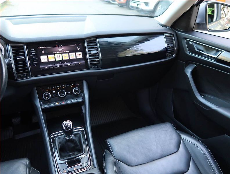 Škoda Kodiaq (2018) Style 1.4 TSI, Serv.kniha - fotka 8 z 26