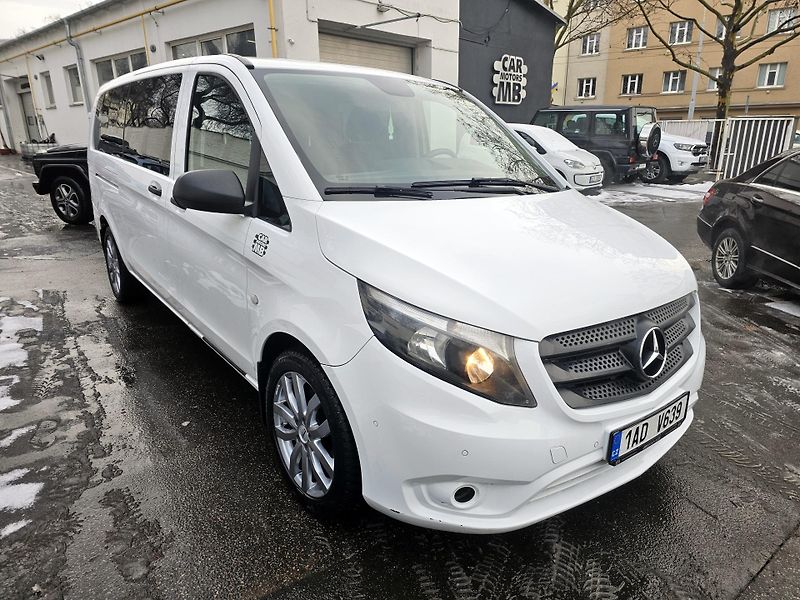 Mercedes-Benz Vito Tourer 9-míst 4Matic serv.kn. - fotka 4 z 16