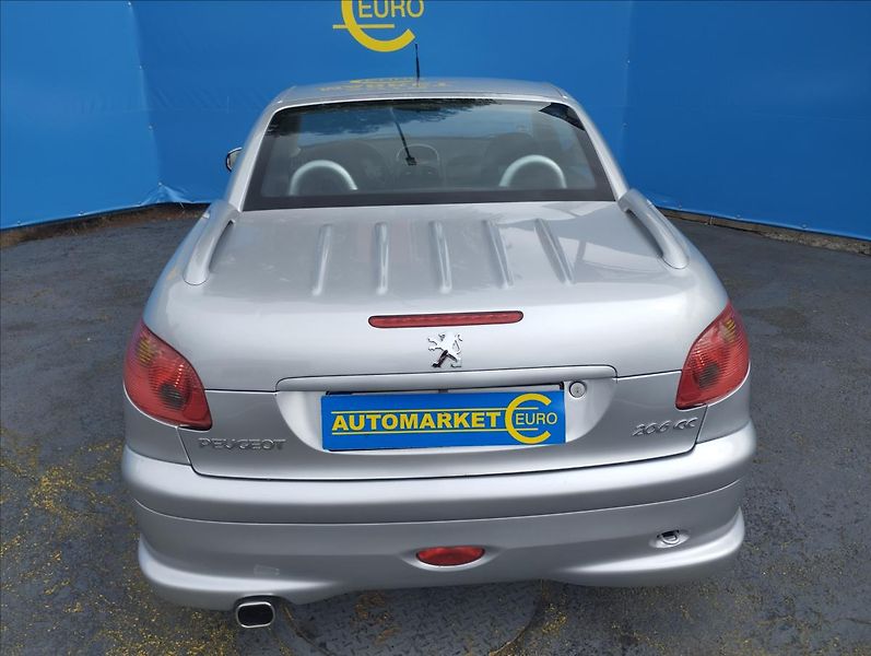 Peugeot 206 1,6 i 80KW QUIKSIKVER - fotka 11 z 26