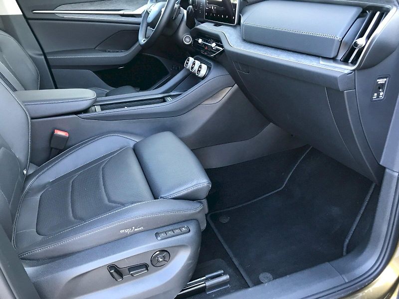 Škoda Kodiaq (2025) SELEC 4X4 TD 142/2.0 A7A - fotka 12 z 27