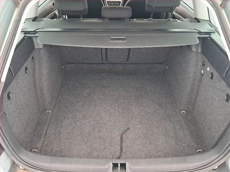 Škoda Octavia (2011) Scout 2.0 TDI, 4X4, Xenony - fotka 13 z 16