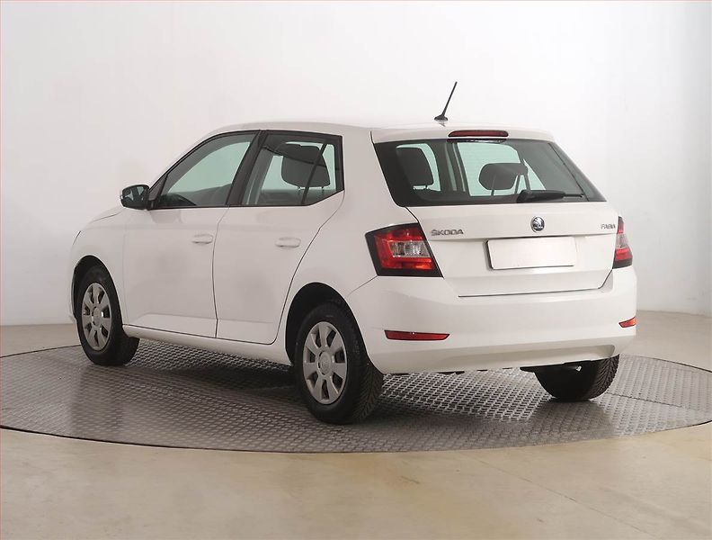 Škoda Fabia (2018) 1.0 - fotka 4 z 14