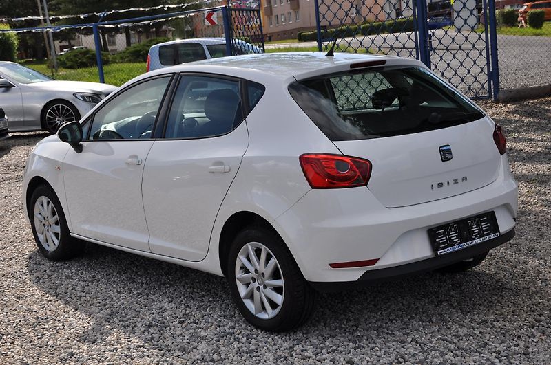 Seat Ibiza 1.2i 51kW Style - fotka 4 z 15
