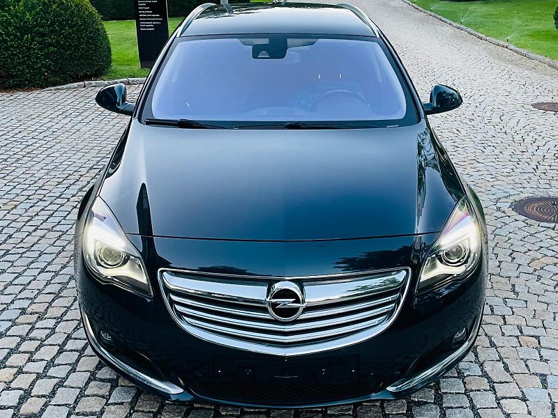 Opel Insignia 2.0CDTi MANUÁL KAMERA SERVISKA - fotka 5 z 46