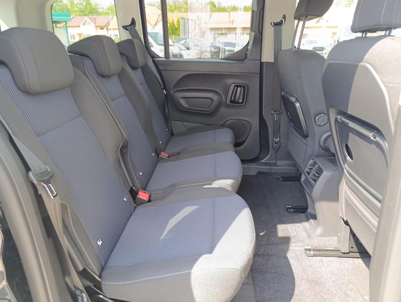Fiat Qubo L (2026) 1,2 Turbo 110k ICON - fotka 11 z 17