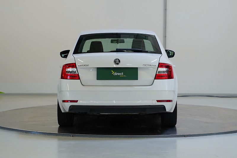 Škoda Octavia - fotka 6 z 26