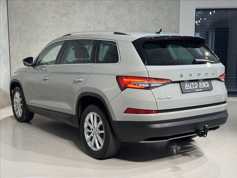 Škoda Kodiaq 2,0 TDi  DSG Style LED Virtual - fotka 9 z 45