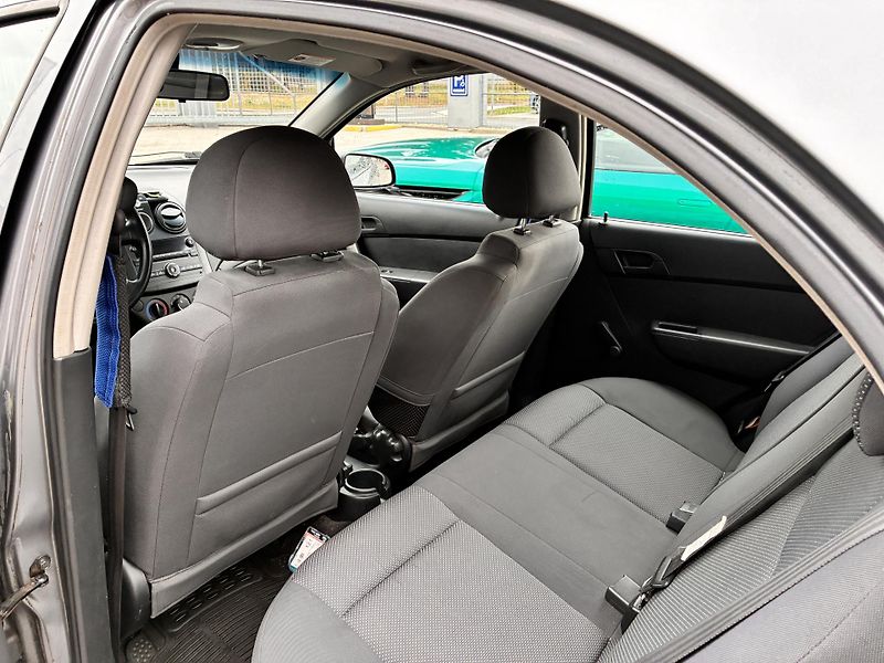 Chevrolet Aveo 1.2i 53kW KLIMA ČR - fotka 12 z 22