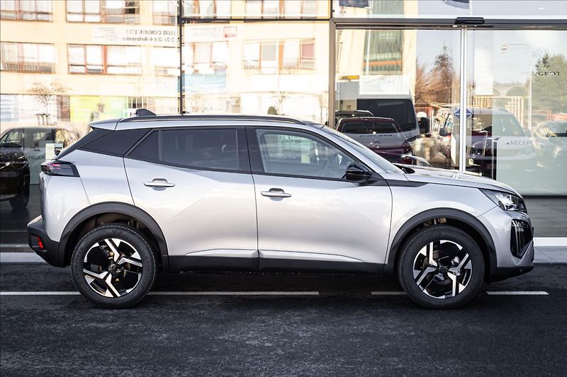 Peugeot 2008 (2026) 1,2 BUSINESS Hybrid 145 e-DCS6 - fotka 4 z 16