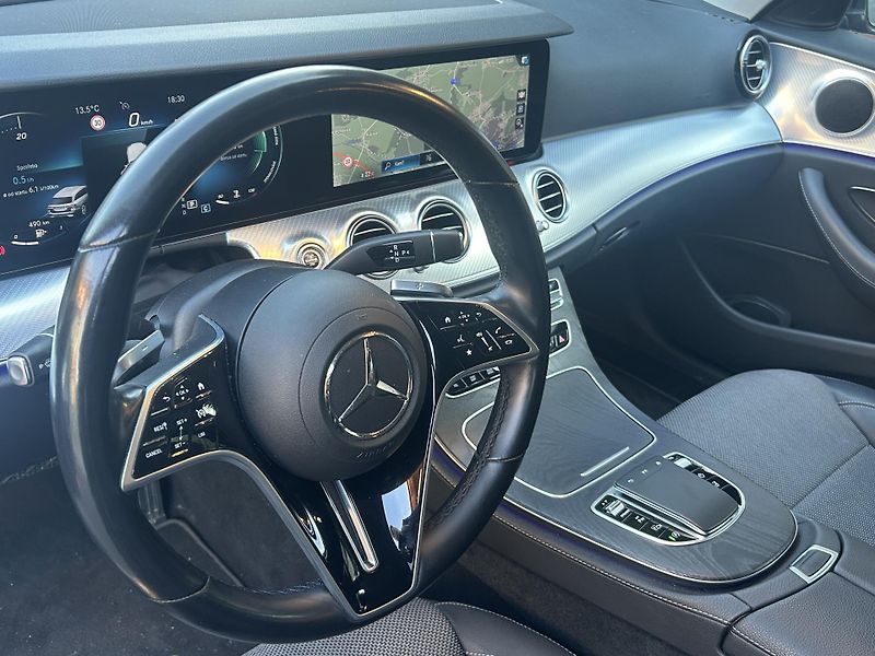 Mercedes-Benz Třídy E (2023) 200d AVANTGARDE ČR 1.maj TAŽNÉ - fotka 34 z 42