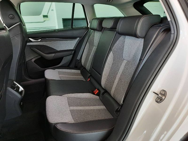 Škoda Octavia (2024) Combi Selection 2.0 TDI (110kW - fotka 9 z 27