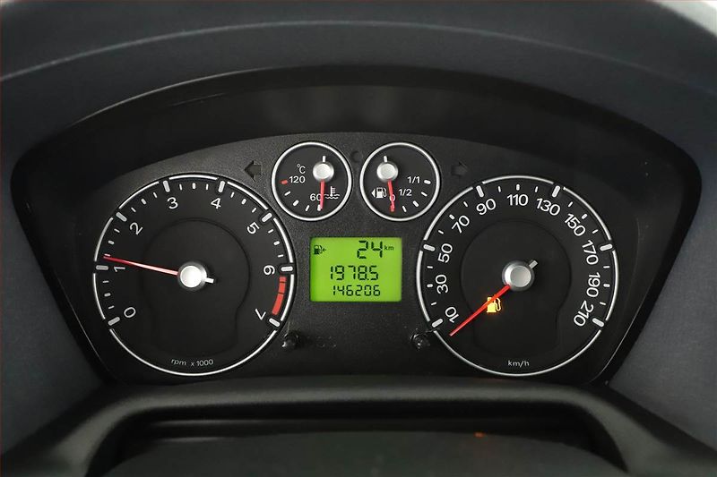 Ford Fusion (2010) 1.4, po STK, Tažné - fotka 10 z 12