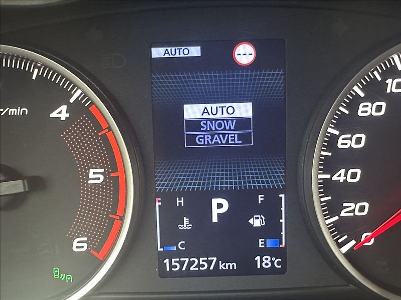 Mitsubishi Eclipse Cross 2,2 DI-D 148PS  Spirit+ A/T 4x - fotka 40 z 54