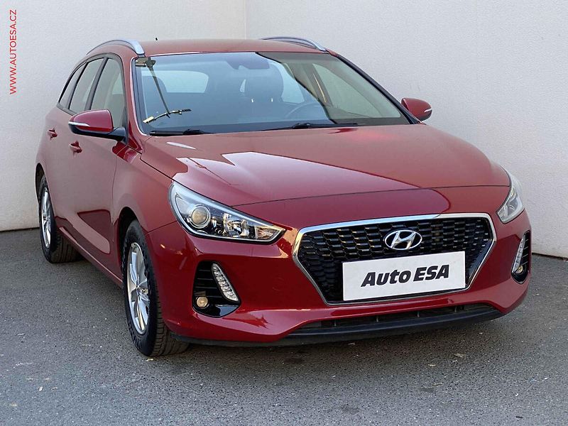 Hyundai i30 (2018) 1.0 T-GDi, Comfort - fotografie inzerátu