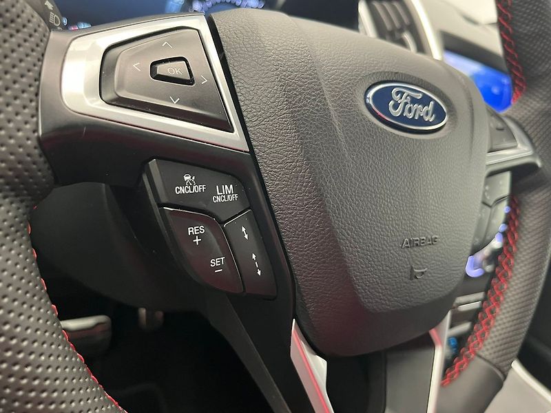 Ford S-MAX 2.5 HEV ST-Line 7 míst - fotka 13 z 65