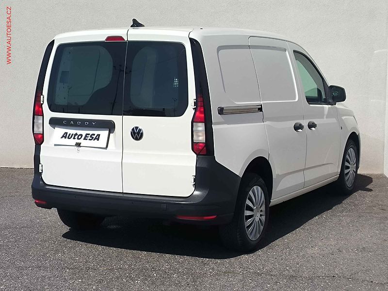 Volkswagen Caddy (2021) 2.0TDi, AC, tempo - fotka 4 z 19