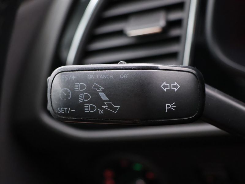 Seat Leon 1,4 TSI 92kW Style CZ - fotka 19 z 33