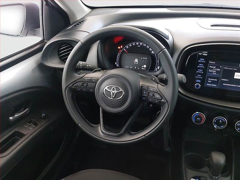Toyota Aygo (2023) 1.0, Automat, Serv.kniha - fotka 13 z 15