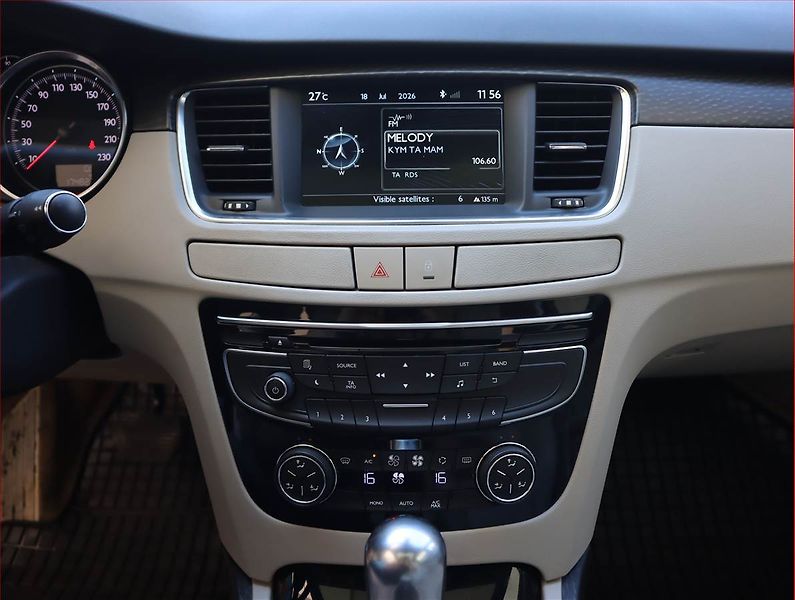 Peugeot 508 (2013) 2.0 HDi, Automat, Serv.kniha - fotka 12 z 22