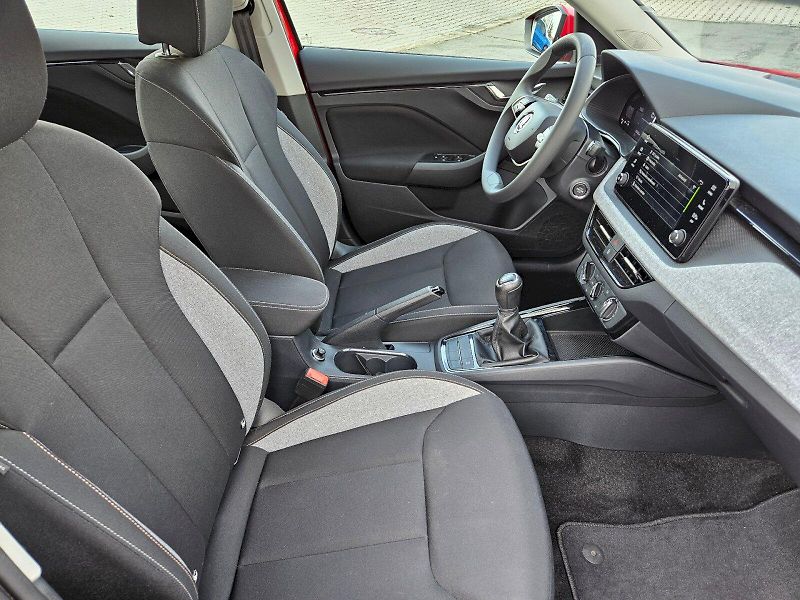 Škoda Kamiq (2024) SELEC TSI 85/1.0 M6F - fotka 15 z 28