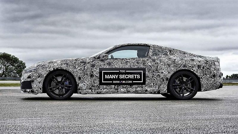 Maskované BMW M8.