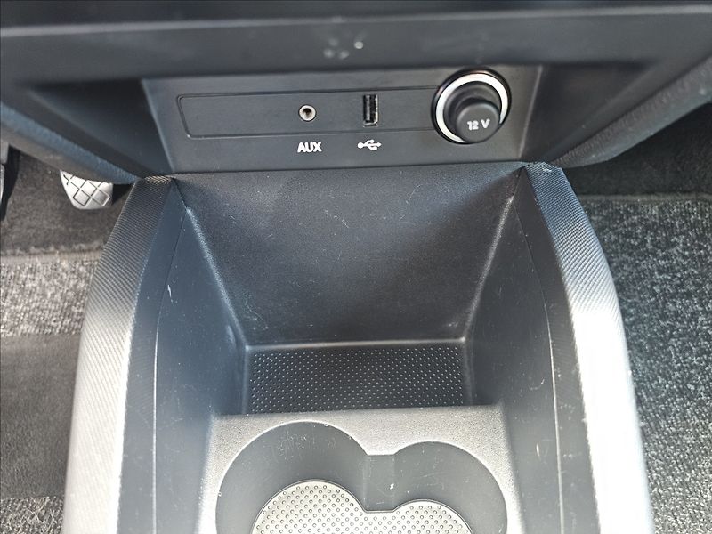Škoda Fabia III 1,2TSi 66KW Ambition - fotka 21 z 48