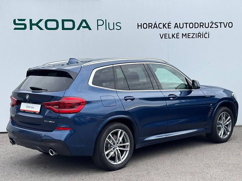 BMW X3 20d 2.0 140 kW xDrive M SPORT - fotka 2 z 38