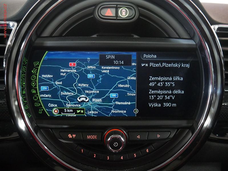 Mini Clubman (2016) 2.0 4x4, LED, panor, navi - fotka 14 z 19