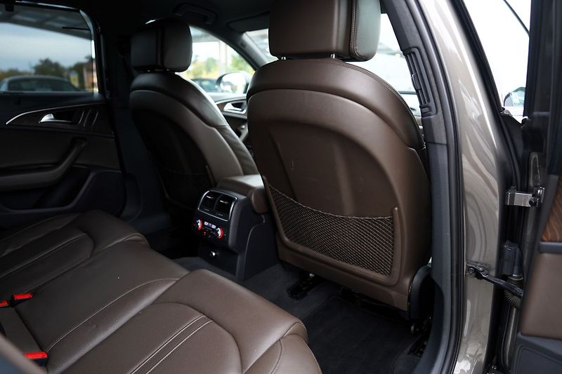 Audi A6 Allroad 3.0 TDI 180kW quattro S tronic - fotka 34 z 53